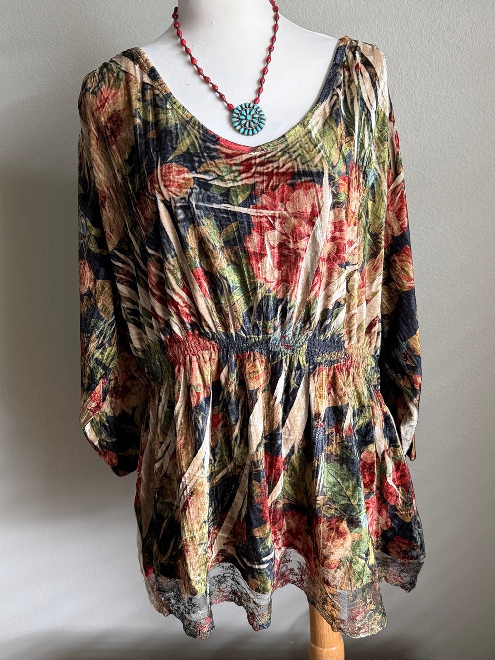 NWT A Rare Bird Floral Crushed Velvet Lace Boho Tunic Top OS - Picture 9 of 14